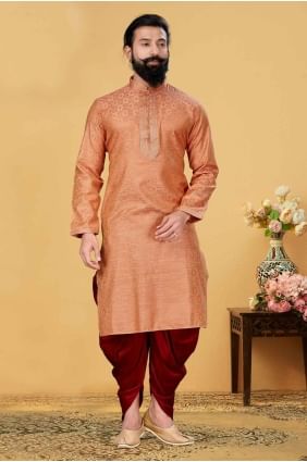 Embroidered Men Kurta in Peach Jacquard KURR195