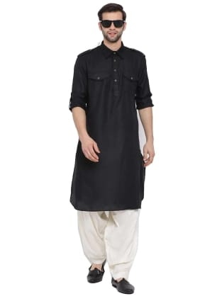 Plain Men Kurta in Black Cotton KURU0102