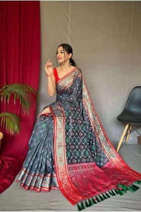 Weaving Patola silk Saree in Grey with Blouse SR24167