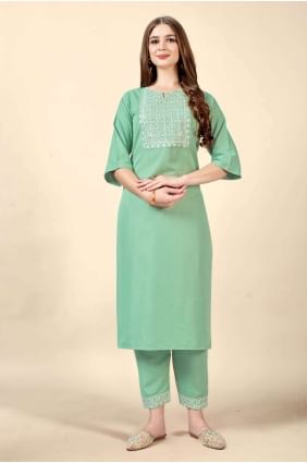 Pista Embroidered Straight Kurti in Cotton KTI1780