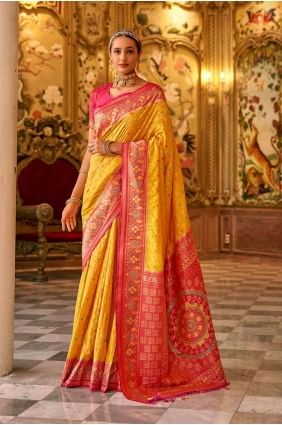 Banarasi silk Saree in Yellow with Weaving SR27164