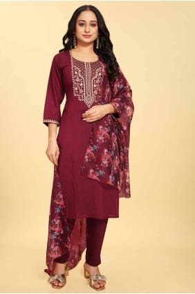 Embroidered Silk Straight Pant Suit in Wine SK154467