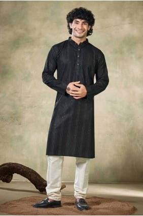 Black Men Kurta in Viscose with Embroidered KURR284