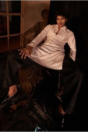 Men Kurta in Light pink Viscose with Embroidered KURR372