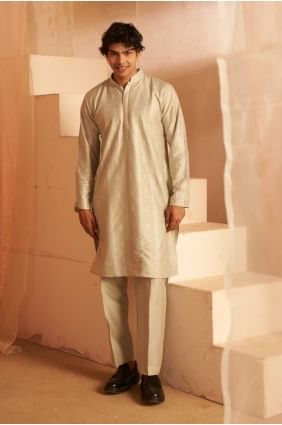 Embroidered Silk Men Kurta in Light green with Dupatta KURR387