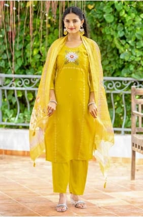 Embroidered Salwar Kameez in Yellow Silk SK154878