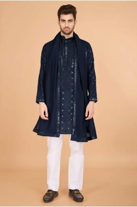 Black Men Kurta in Embroidered Viscose KURR445