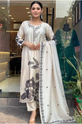 Embroidered Rayon Straight Suit in Off white with Dupatta SK155318