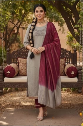 Mauve Silk Embroidered Salwar Kameez with Dupatta SK15820