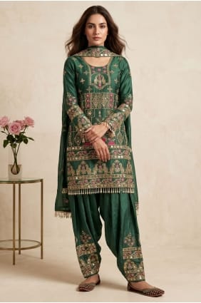 Embroidered Salwar Kameez in Green Silk SK159166
