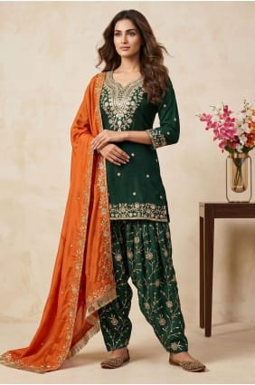 Green Embroidered Salwar Kameez in Silk SK159172