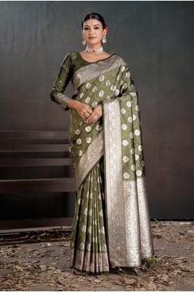 Green Weaving Saree in Silk SR29379