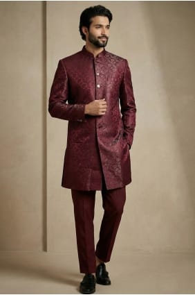 Dark maroon Men Kurta with Jacquard KURR267
