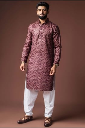 Linen Men Kurta in Wine with Digital print KURR587
