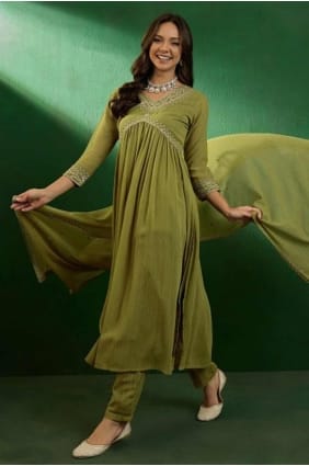 Mahendi Embroidered Salwar Kameez in Georgette SK155362