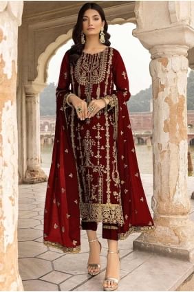 Georgette Salwar Kameez with Lace in Maroon SK154615