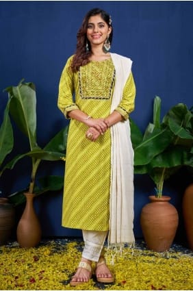 Straight Pant Suit in Parrot Rayon with Printed SK155041