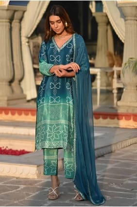 Chiffon Straight Pant Suit with Embroidered in Blue SK155077