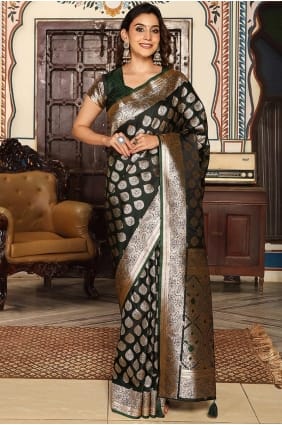 Saree in Green Silk with Weaving SR29203