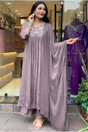 Straight Pant Suit in Grey Chiffon with Embroidered SK155397