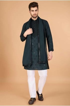 Viscose Men Kurta with Embroidered in Green KURR510