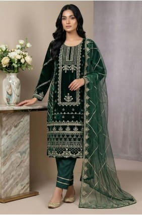 Green Embroidered Salwar Kameez in Viscose SK15648