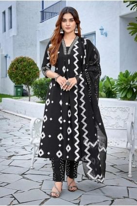 Viscose Straight Suit in Black with Digital print SK155407